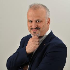 Dr. Erdal Ozkaya